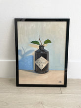 Load image into Gallery viewer, "Hendrick's Gin / Hoya Carnosa"